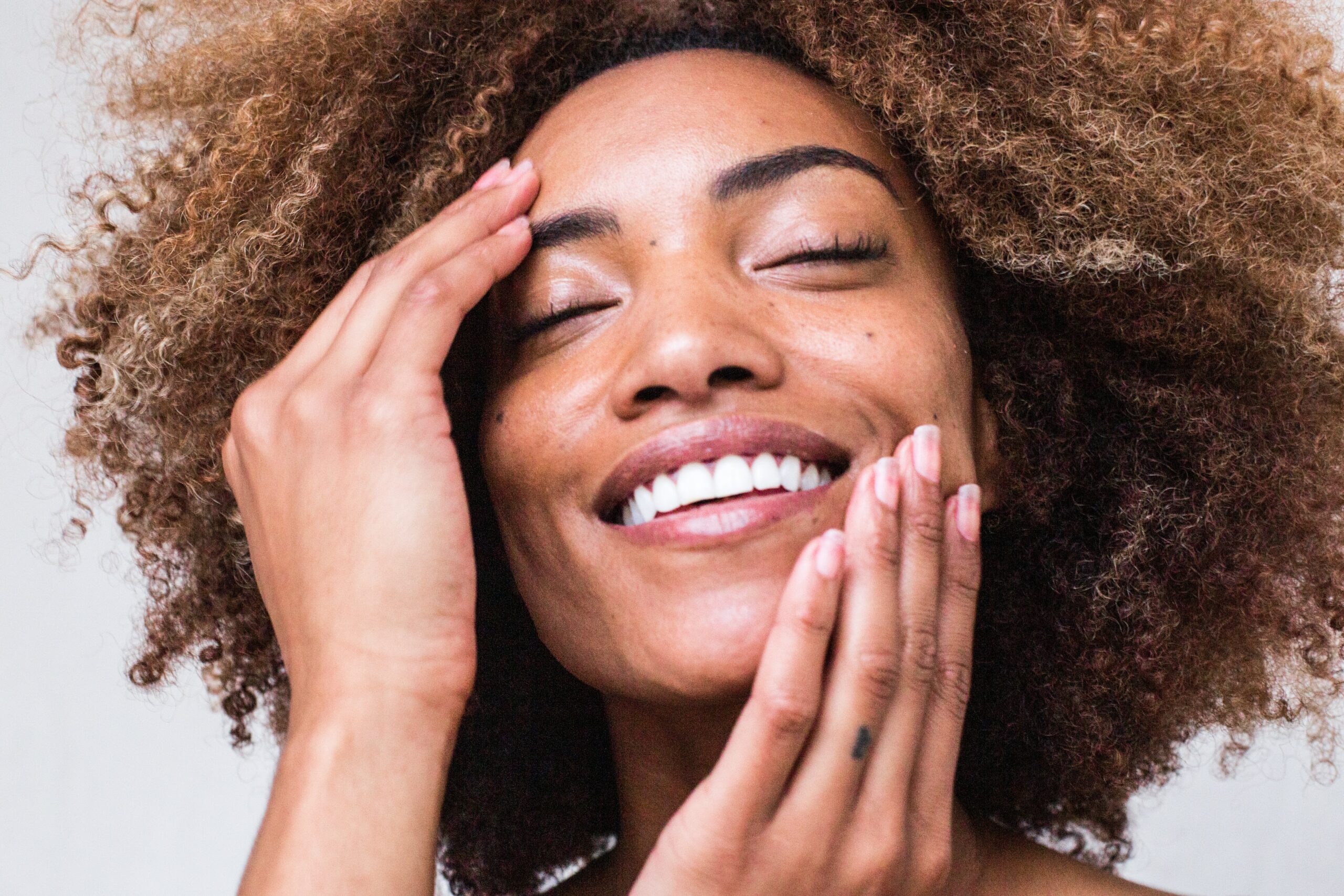 The Beauty Benefits Of Protein For Healthy Hair Skin And Nails Axiom 